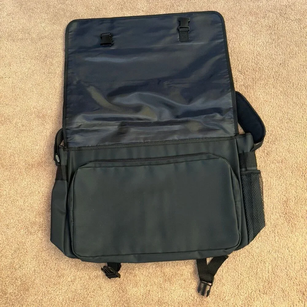 Hugo Boss Olive Green Polyvinyl Messenger Laptop Shoulder Bag NWOT
